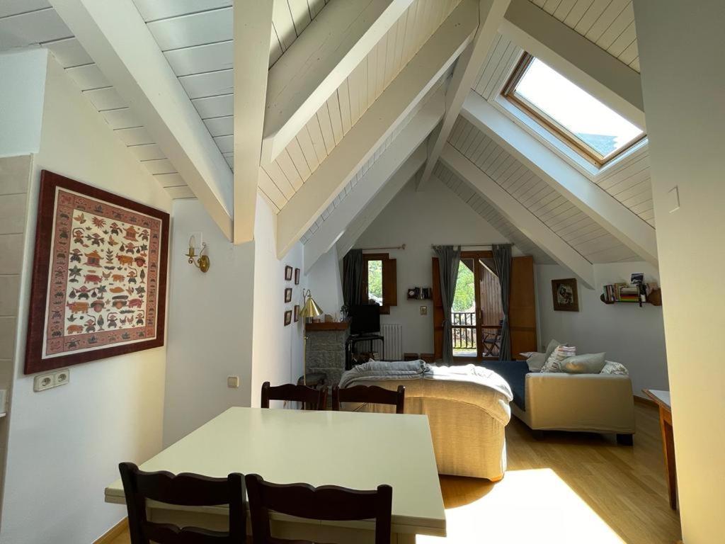 Apartamento Pico De Alba Бенаске Екстер'єр фото